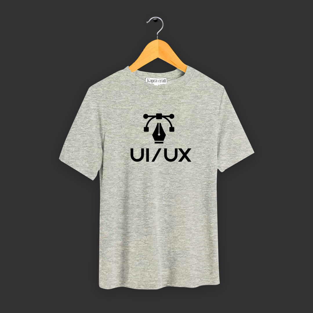 UI/UX Designer T-shirt